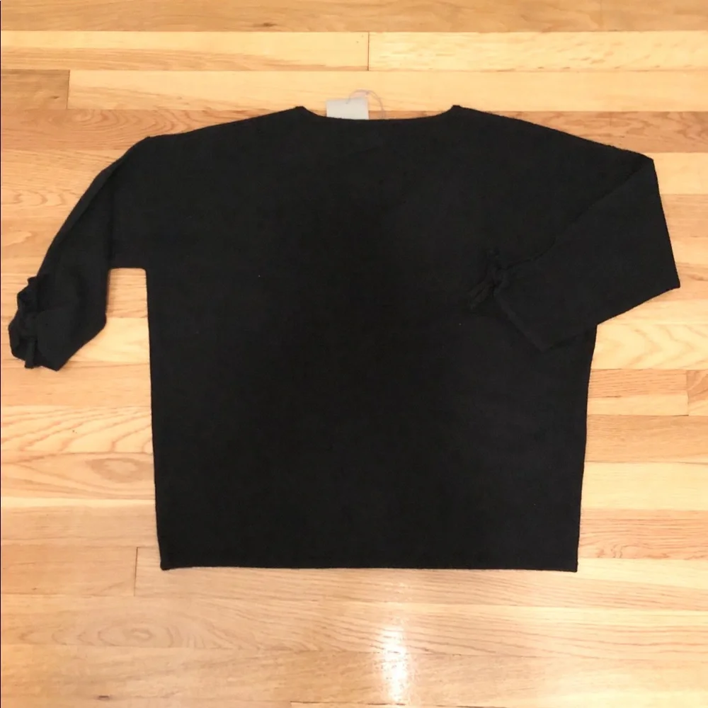 Hemisphere Black V-neck Cashmere Sweater - Picture 6 of 9